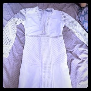 White bodycon dress